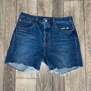 Levi’s Short Bermuda/Biker Jeans
